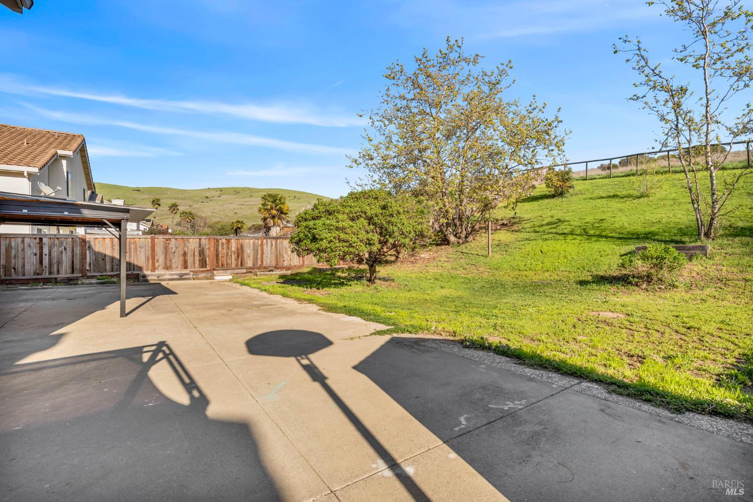 Detail Gallery Image 60 of 61 For 1014 Sandhurst Dr, Vallejo,  CA 94591 - 4 Beds | 3 Baths