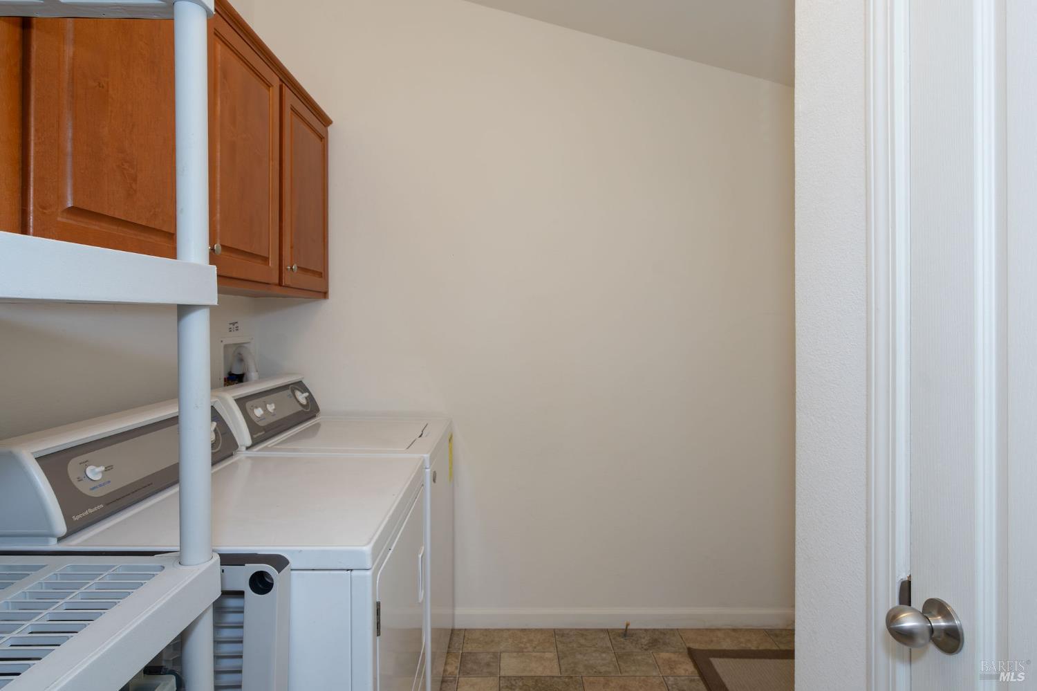 Detail Gallery Image 55 of 62 For 32 Yorkshire Dr, Santa Rosa,  CA 95401 - 3 Beds | 2 Baths