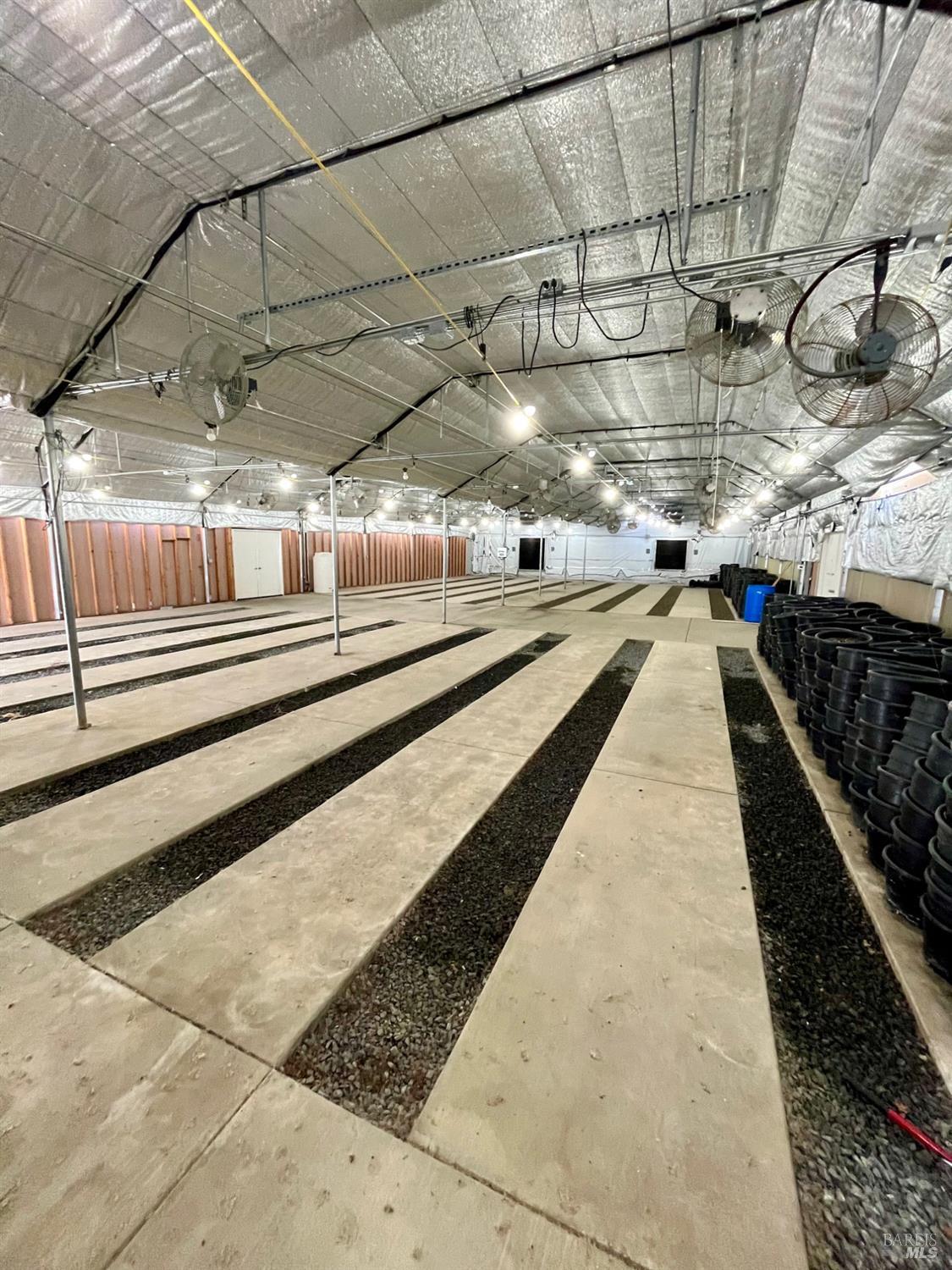 Detail Gallery Image 19 of 22 For 4867 Lakeville Hwy, Petaluma,  CA 94954 - 3 Beds | 2 Baths