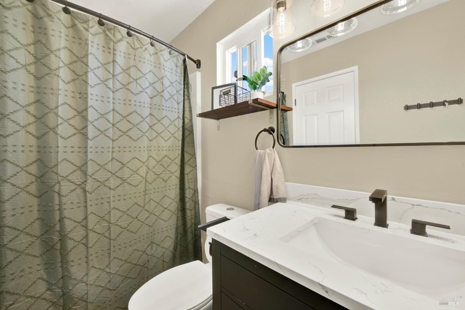 Detail Gallery Image 66 of 94 For 631 Colemanite Cir, Vacaville,  CA 95687 - 3 Beds | 2/1 Baths