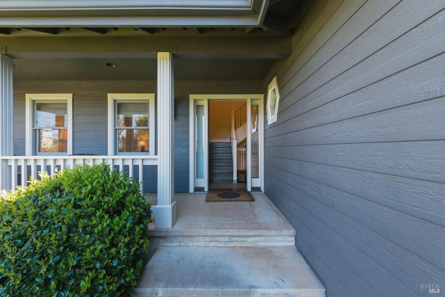 Detail Gallery Image 2 of 40 For 125 White Cottage Rd, Angwin,  CA 94508 - 4 Beds | 3/1 Baths