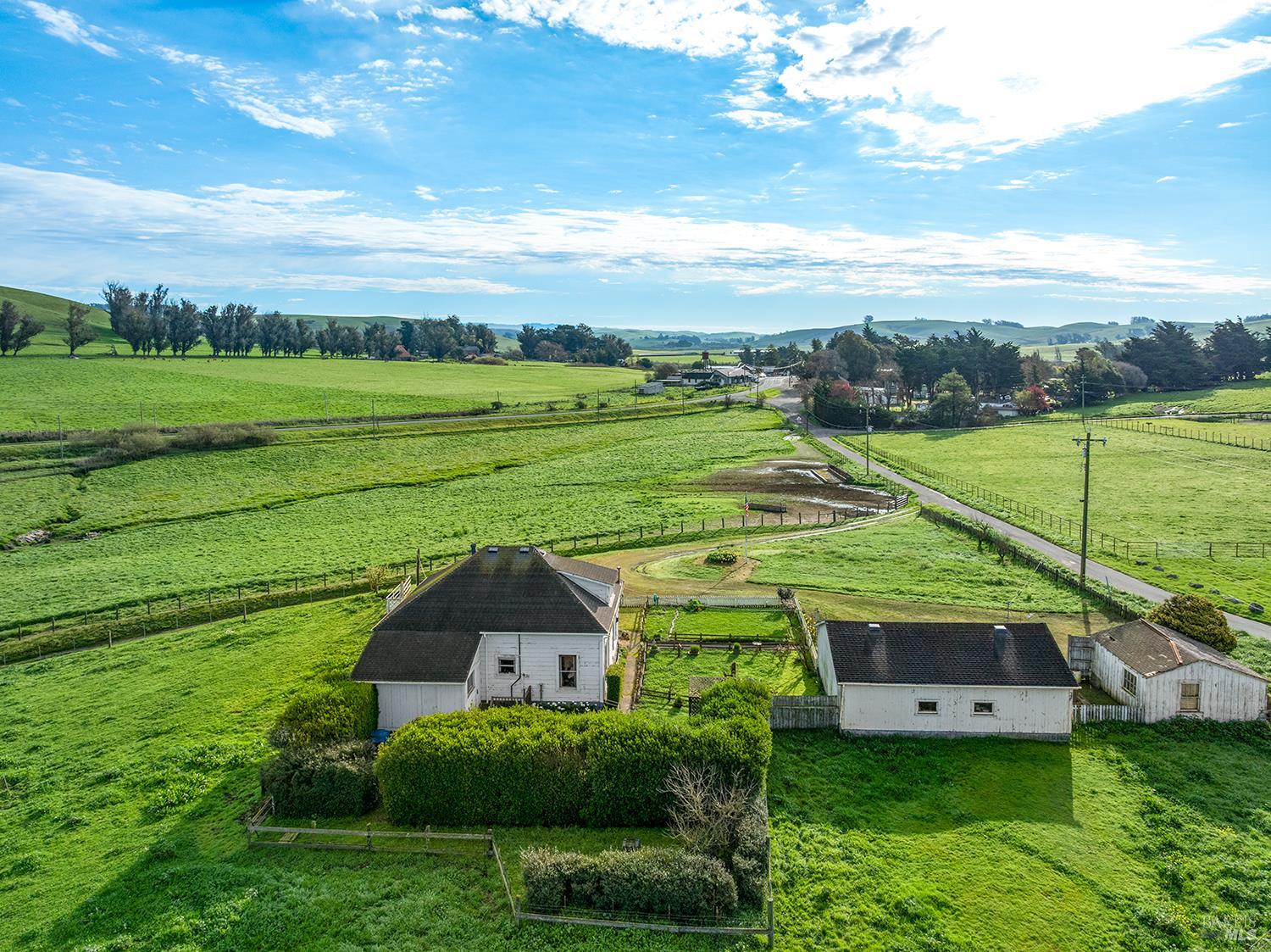 Detail Gallery Image 28 of 45 For 14550 Valley Ford Estero Rd, Valley Ford,  CA 94972 - 4 Beds | 1 Baths
