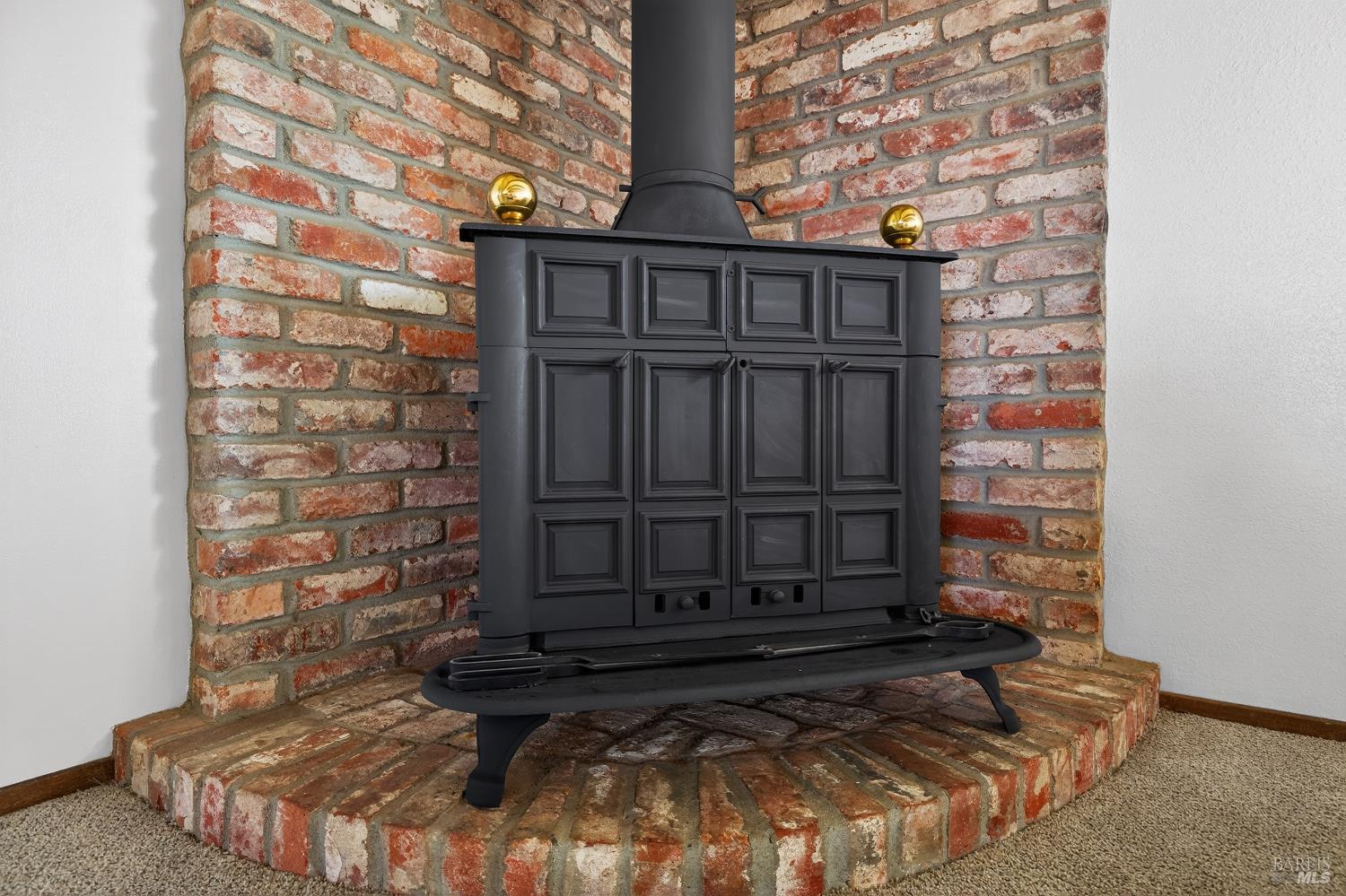 Detail Gallery Image 20 of 70 For 101 Mcbrown Rd, Petaluma,  CA 94952 - 4 Beds | 2/1 Baths