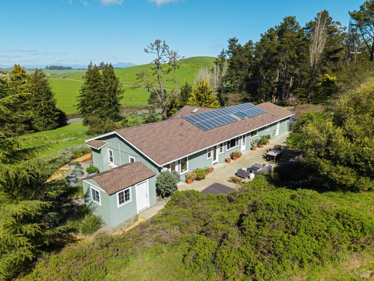 Detail Gallery Image 78 of 92 For 5855 Bodega Ave, Petaluma,  CA 94952 - 3 Beds | 2/1 Baths