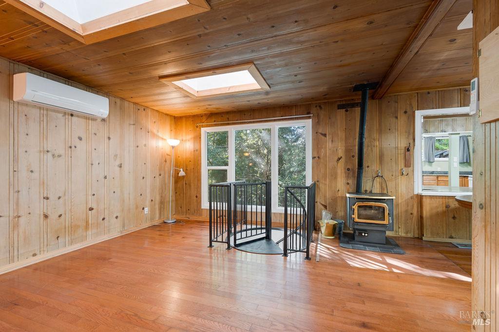 Detail Gallery Image 14 of 58 For 10987 Terrace Dr, Forestville,  CA 95436 - 2 Beds | 1 Baths