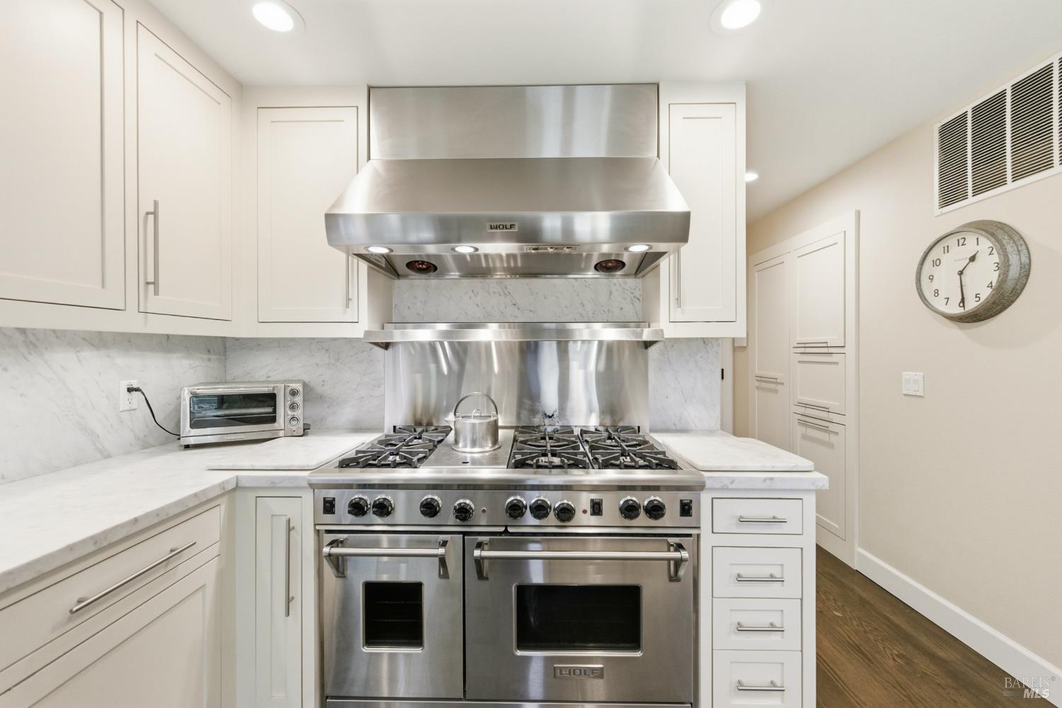 Detail Gallery Image 17 of 40 For 125 White Cottage Rd, Angwin,  CA 94508 - 4 Beds | 3/1 Baths