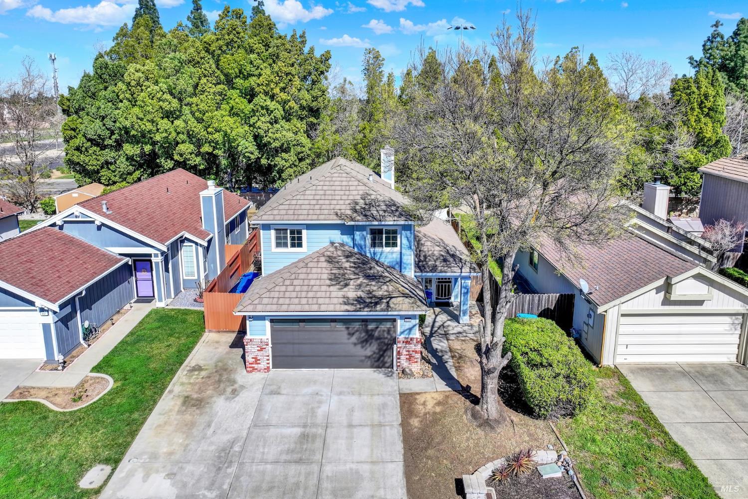 Detail Gallery Image 3 of 94 For 631 Colemanite Cir, Vacaville,  CA 95687 - 3 Beds | 2/1 Baths