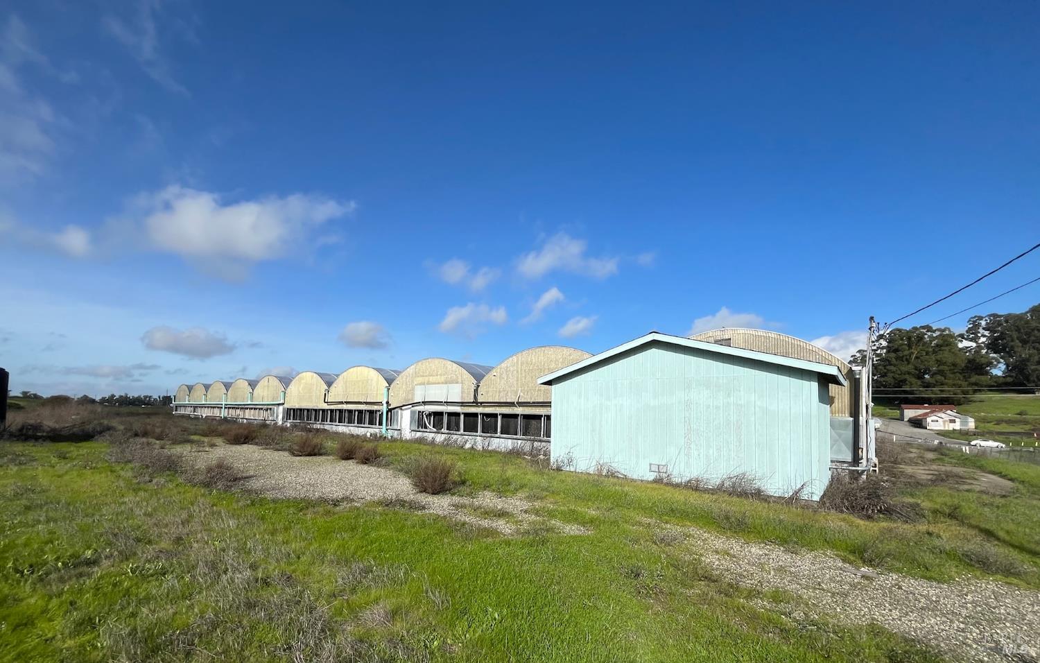 Detail Gallery Image 17 of 22 For 4867 Lakeville Hwy, Petaluma,  CA 94954 - 3 Beds | 2 Baths