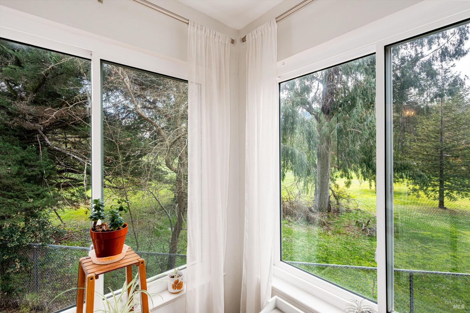 Detail Gallery Image 20 of 54 For 3098 Yulupa Ave, Santa Rosa,  CA 95405 - 2 Beds | 1/1 Baths