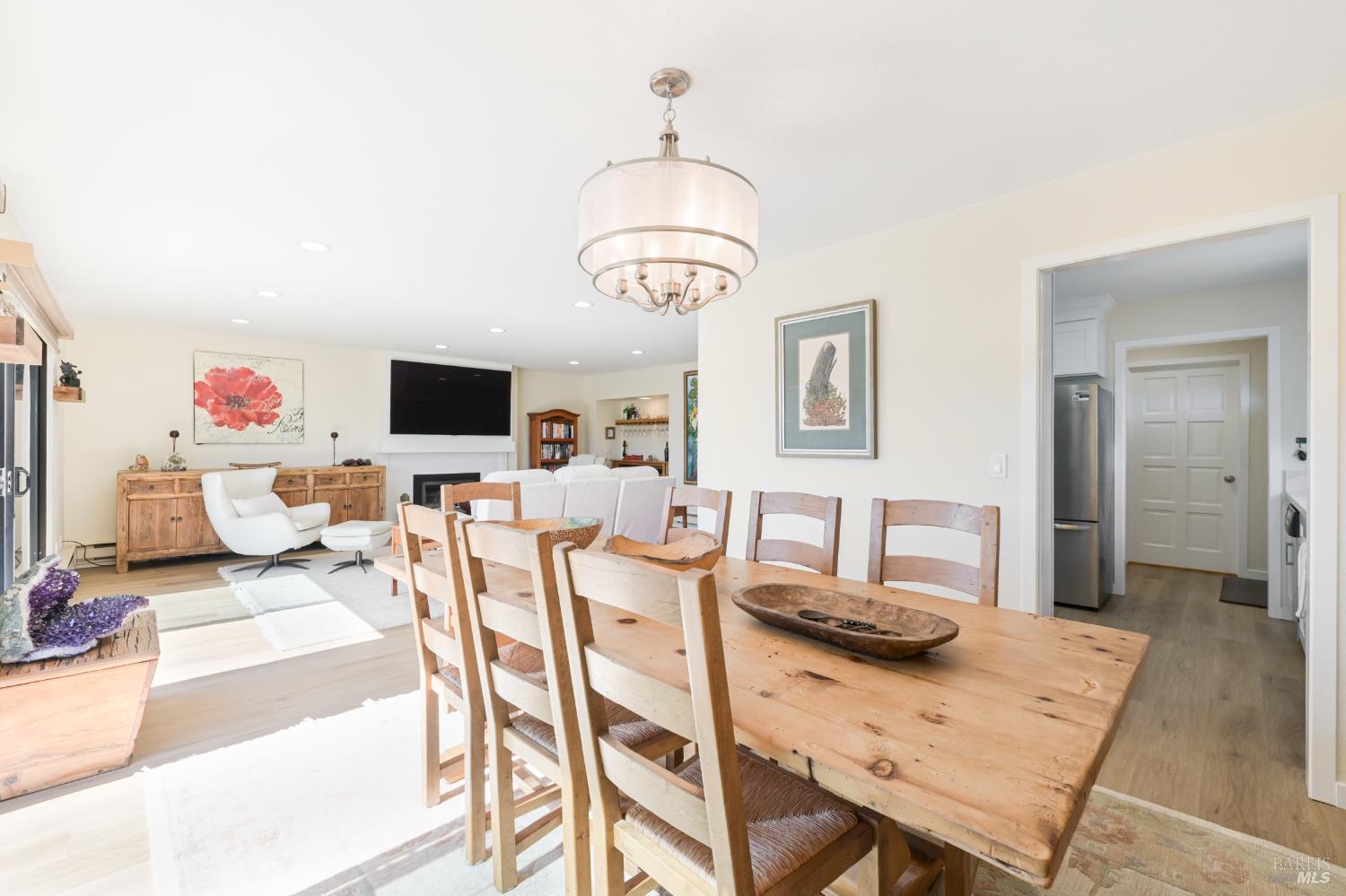 Detail Gallery Image 9 of 23 For 4 Greenwood Cv #F,  Tiburon,  CA 94920 - 2 Beds | 2 Baths