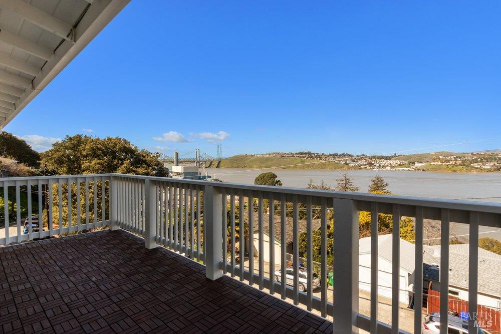 Detail Gallery Image 22 of 57 For 321 Alexander St, Crockett,  CA 94525 - 4 Beds | 3/1 Baths