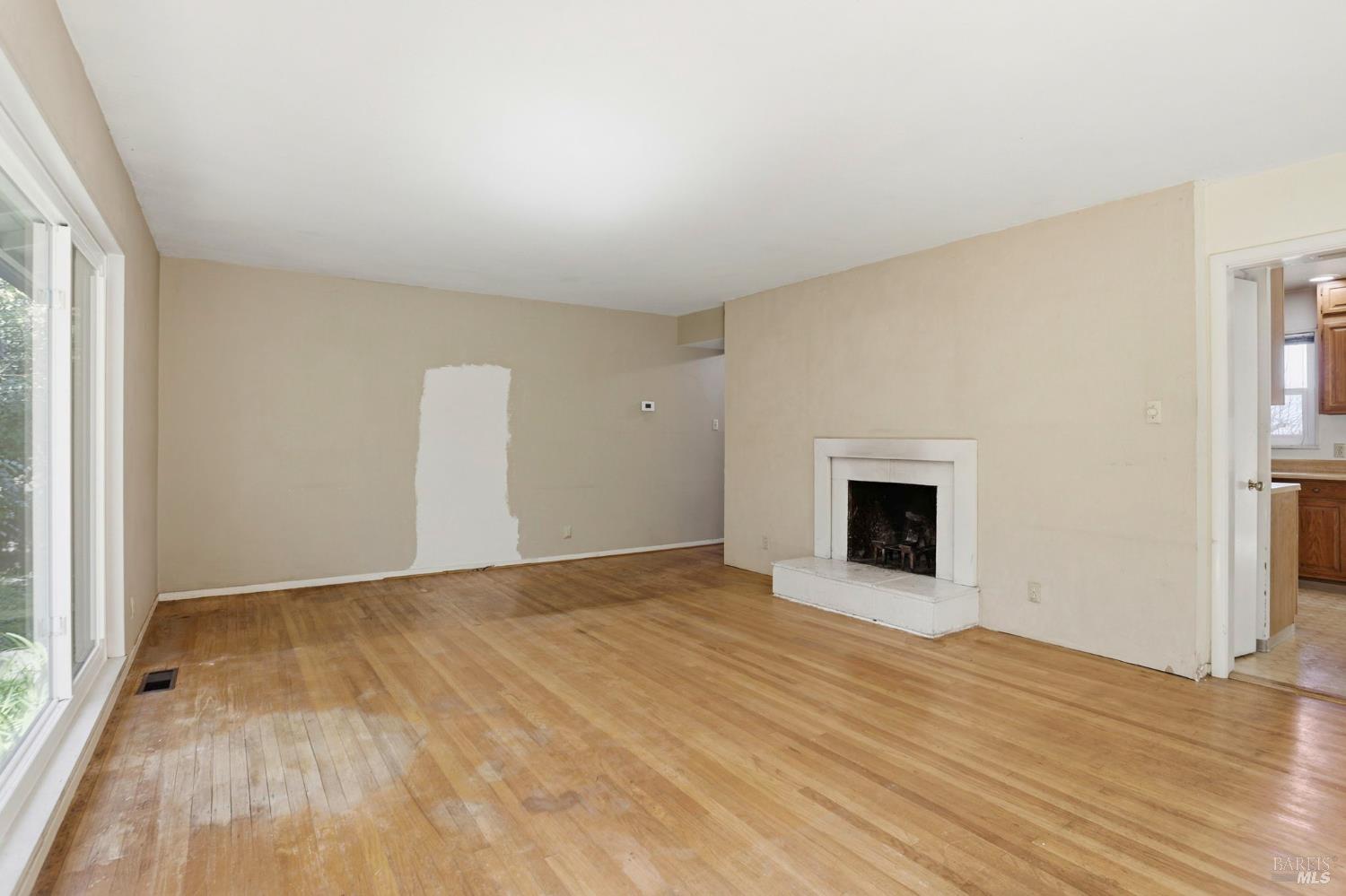 Detail Gallery Image 10 of 40 For 15 Alameda De La Loma Unkn, Novato,  CA 94949 - 3 Beds | 2/1 Baths