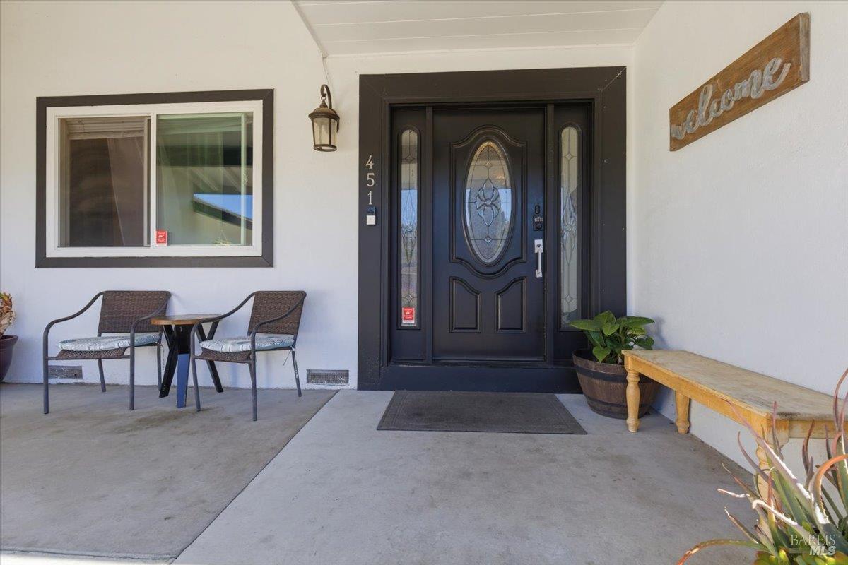 Detail Gallery Image 6 of 46 For 451 Alamo Dr, Vacaville,  CA 95688 - 4 Beds | 2 Baths