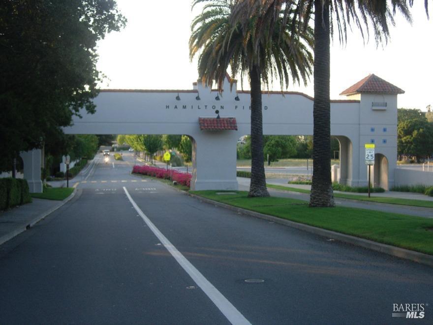 Detail Gallery Image 39 of 40 For 26 Waterbury Ln, Novato,  CA 94949 - 4 Beds | 2/1 Baths