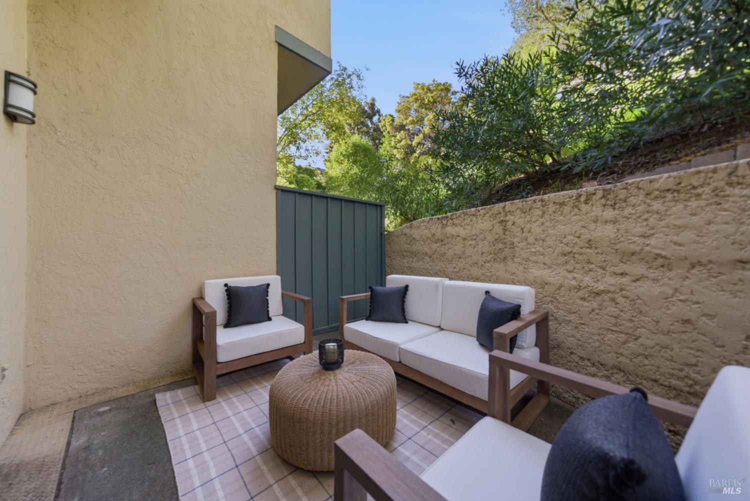 Detail Gallery Image 36 of 40 For 818 S Eliseo Dr, Greenbrae,  CA 94904 - 2 Beds | 1/1 Baths