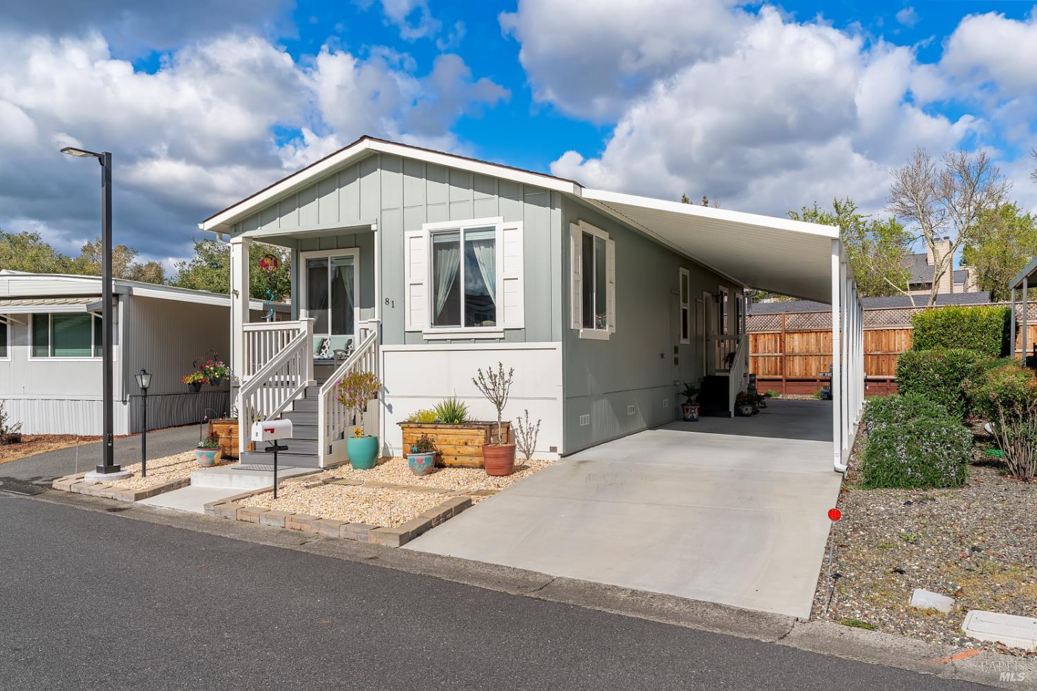 Detail Gallery Image 3 of 49 For 81 Pixy Pl, Santa Rosa,  CA 95409 - 2 Beds | 2 Baths