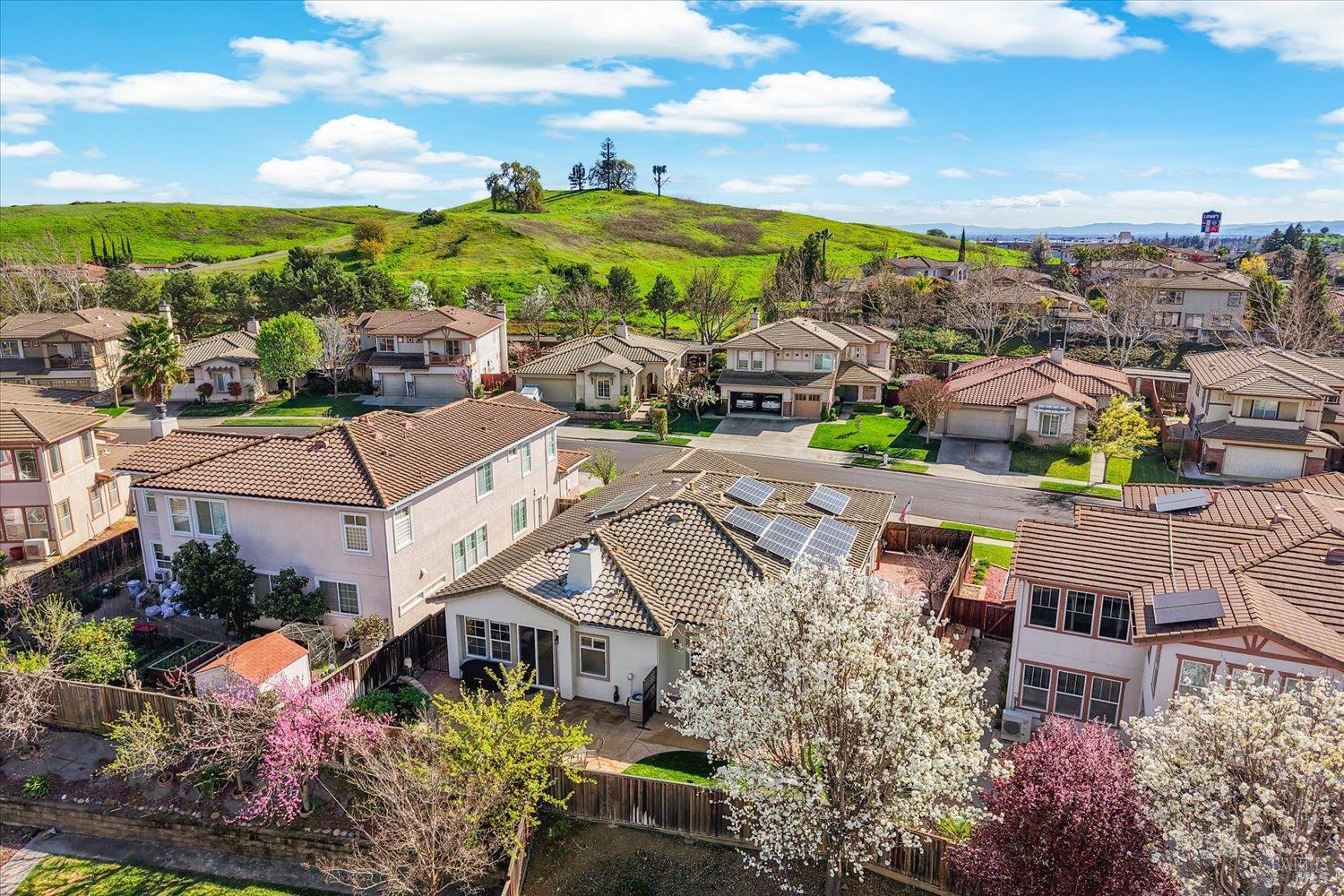 Detail Gallery Image 75 of 81 For 624 Emerald Hills Cir, Fairfield,  CA 94533 - 4 Beds | 3 Baths