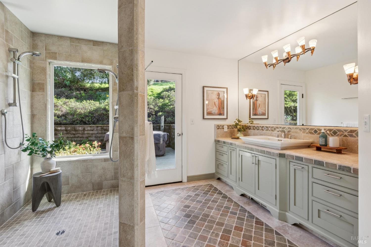 Detail Gallery Image 53 of 92 For 5855 Bodega Ave, Petaluma,  CA 94952 - 3 Beds | 2/1 Baths