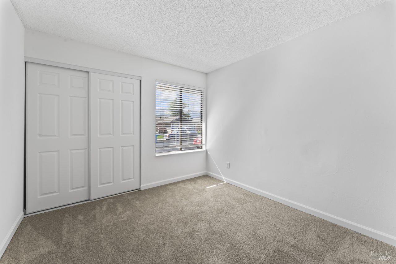 Detail Gallery Image 25 of 38 For 6498 Jacaranda St, Rohnert Park,  CA 94928 - 4 Beds | 2 Baths