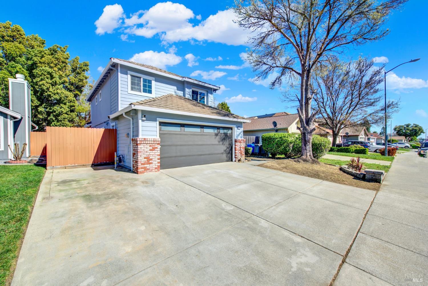 Detail Gallery Image 9 of 94 For 631 Colemanite Cir, Vacaville,  CA 95687 - 3 Beds | 2/1 Baths