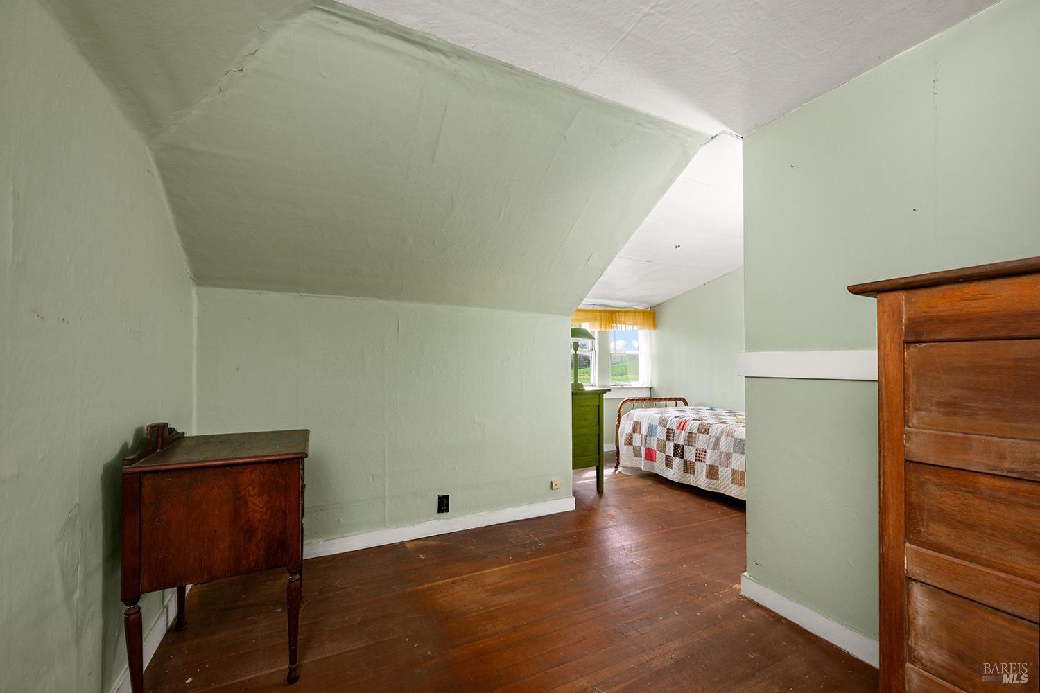 Detail Gallery Image 22 of 45 For 14550 Valley Ford Estero Rd, Valley Ford,  CA 94972 - 4 Beds | 1 Baths