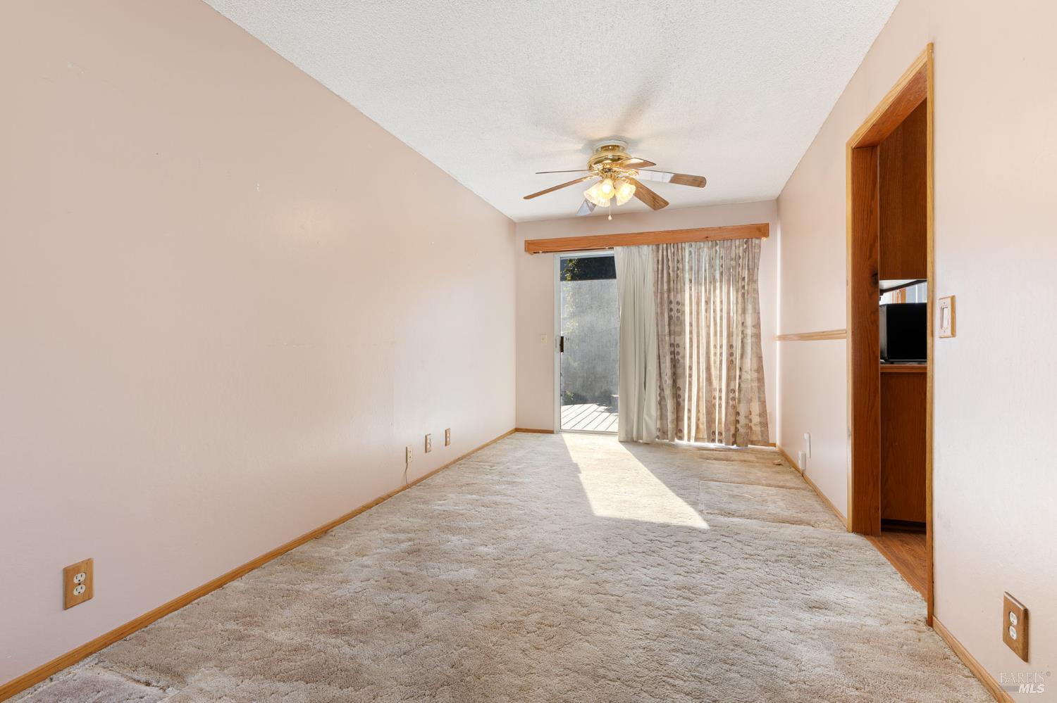 Detail Gallery Image 16 of 40 For 692 Linwood St, Vacaville,  CA 95688 - 3 Beds | 2/1 Baths