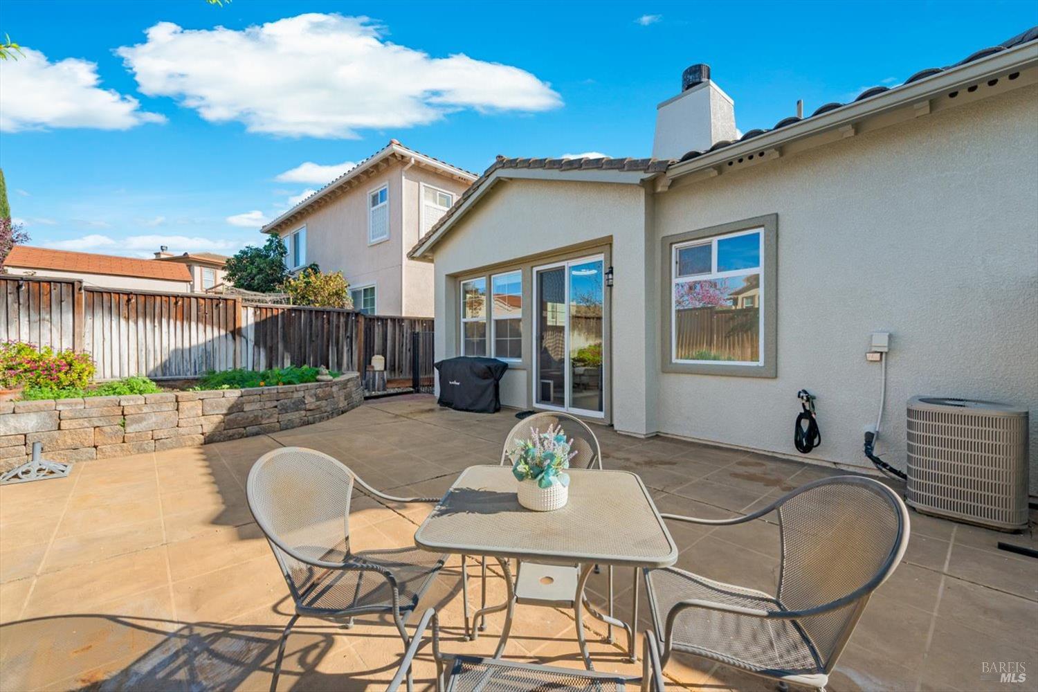 Detail Gallery Image 64 of 81 For 624 Emerald Hills Cir, Fairfield,  CA 94533 - 4 Beds | 3 Baths