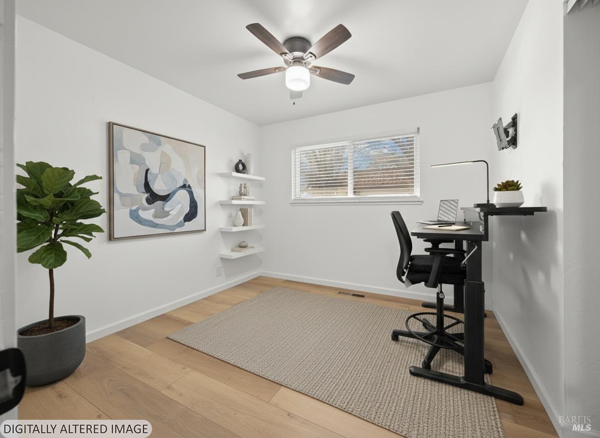 Detail Gallery Image 14 of 63 For 120 E Lake Dr, Antioch,  CA 94509 - 4 Beds | 2 Baths