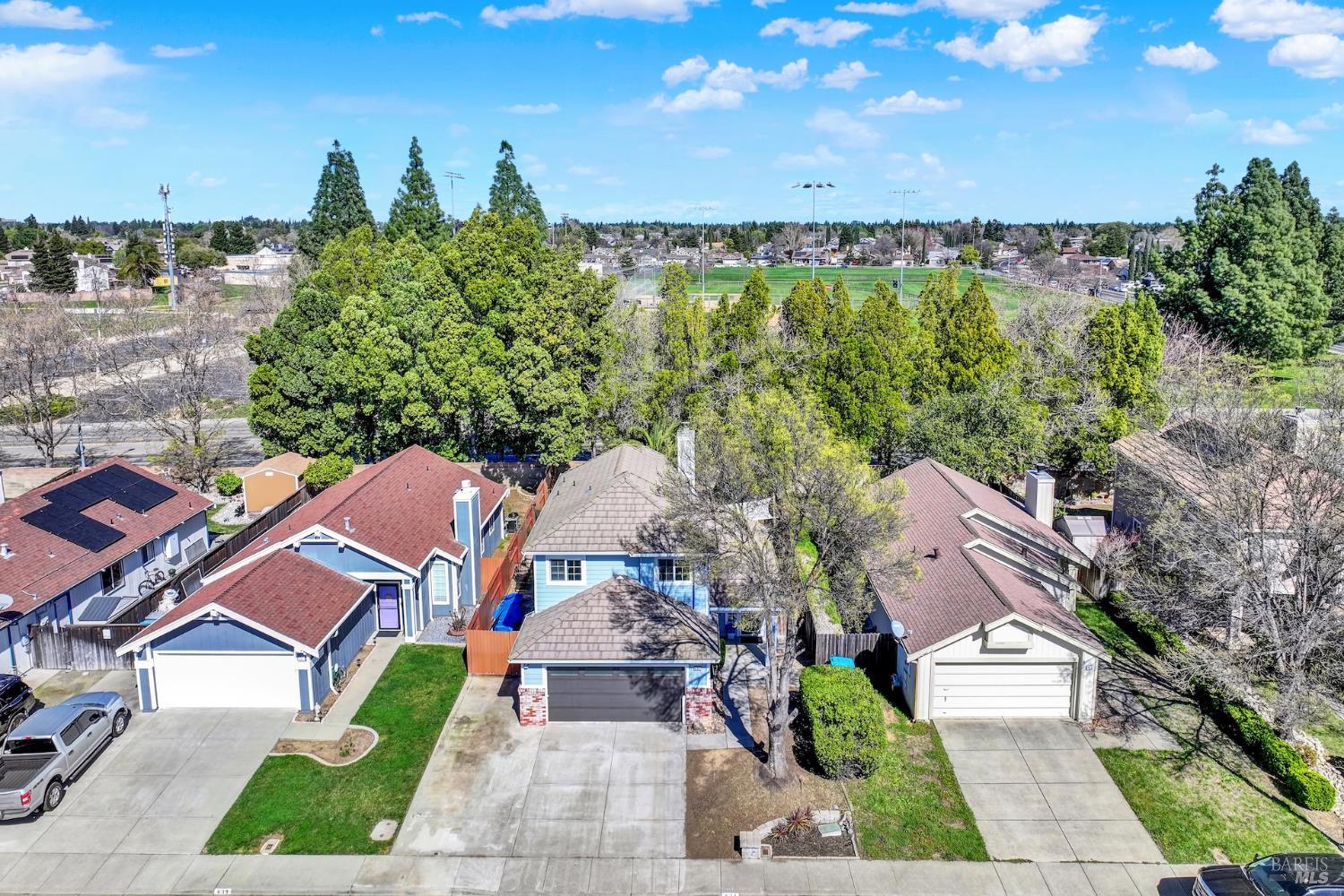 Detail Gallery Image 6 of 94 For 631 Colemanite Cir, Vacaville,  CA 95687 - 3 Beds | 2/1 Baths