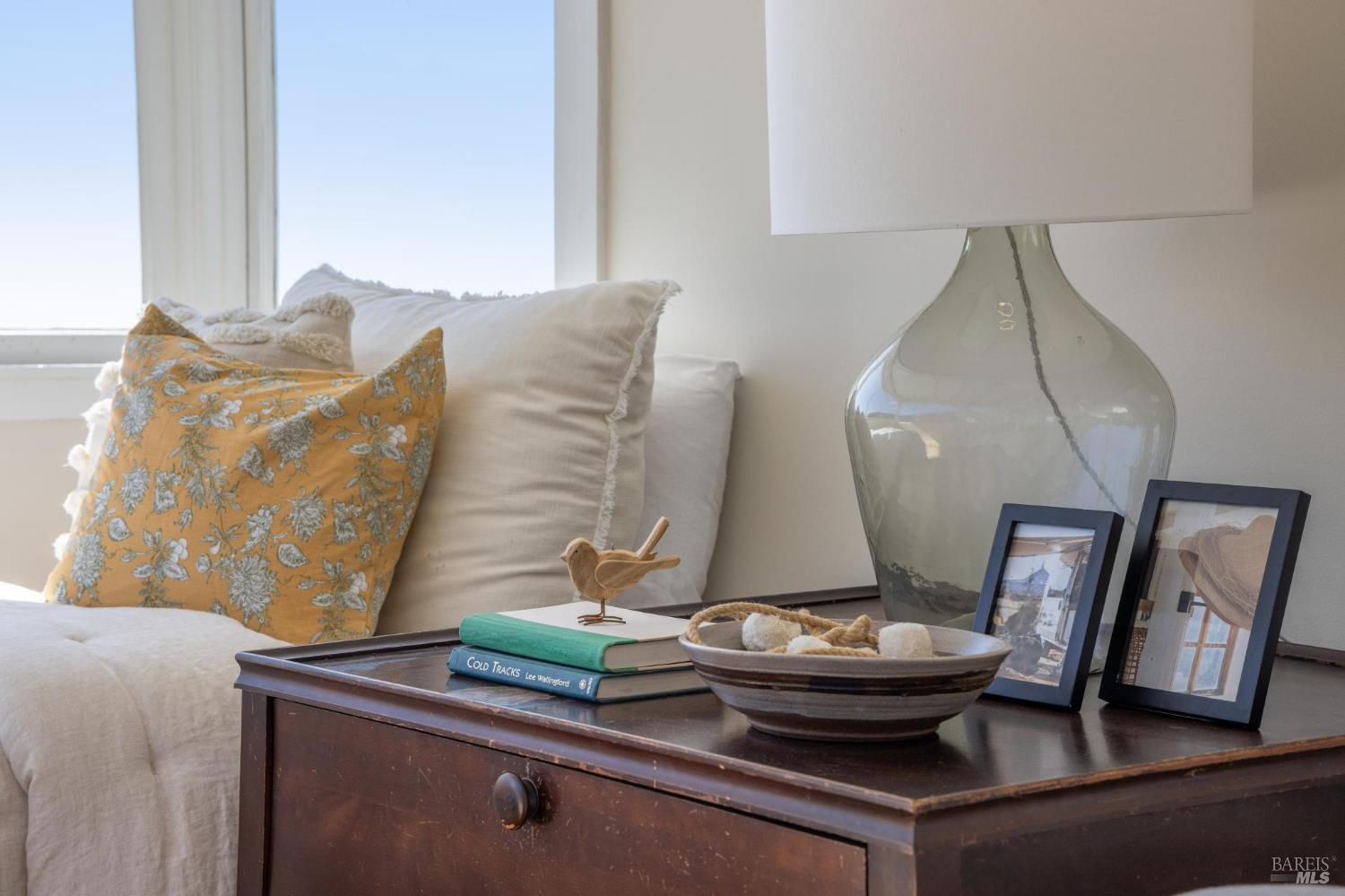 Detail Gallery Image 28 of 64 For 40 Laurel Ave, Stinson Beach,  CA 94970 - 4 Beds | 3 Baths