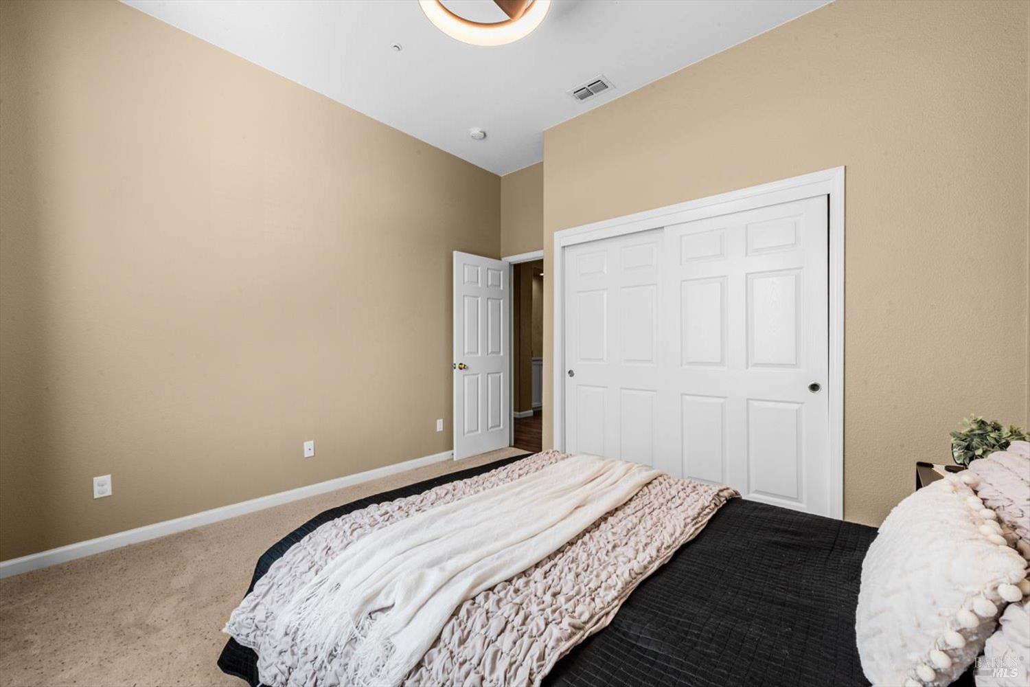 Detail Gallery Image 52 of 81 For 624 Emerald Hills Cir, Fairfield,  CA 94533 - 4 Beds | 3 Baths