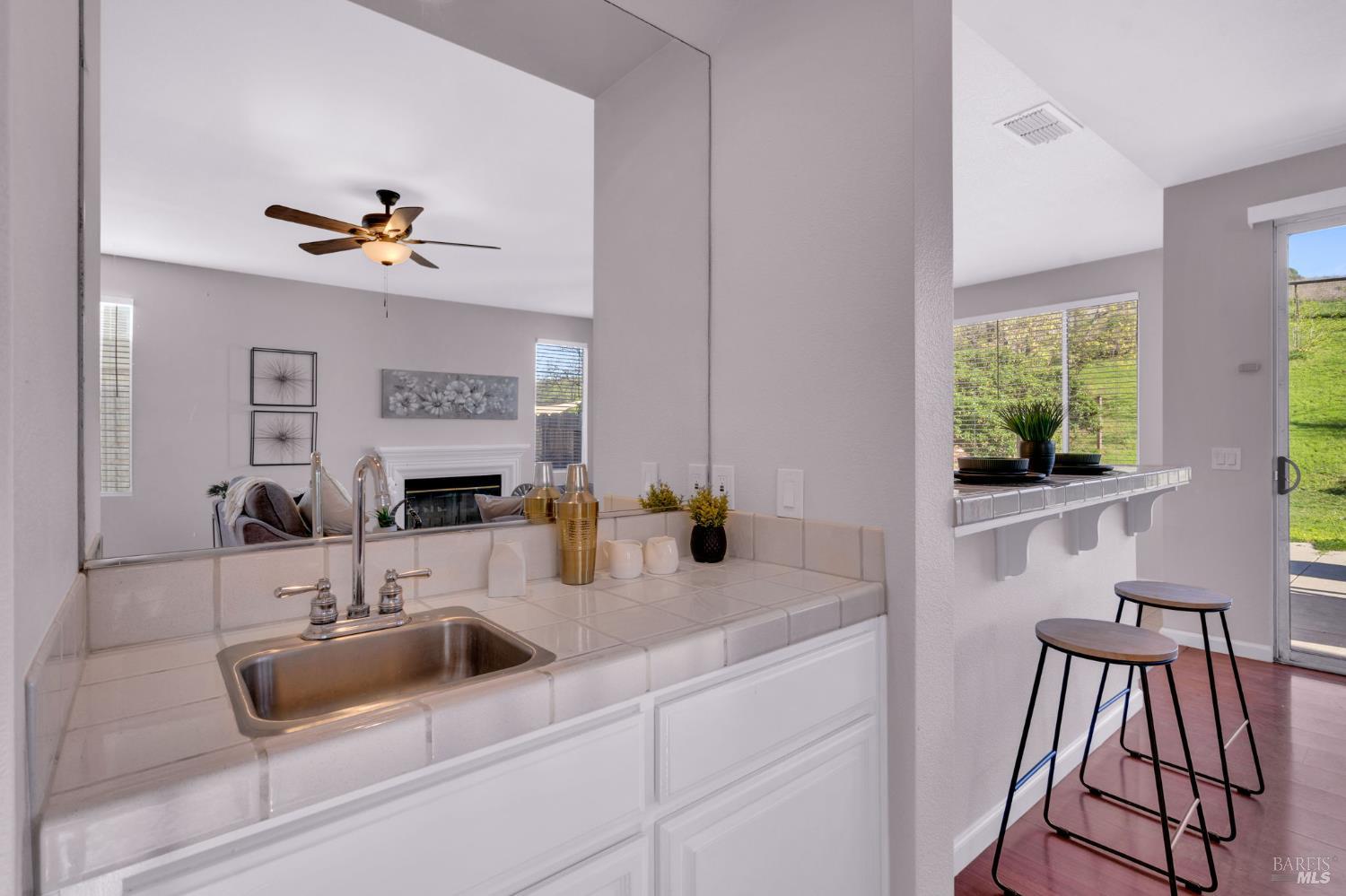 Detail Gallery Image 32 of 61 For 1014 Sandhurst Dr, Vallejo,  CA 94591 - 4 Beds | 3 Baths