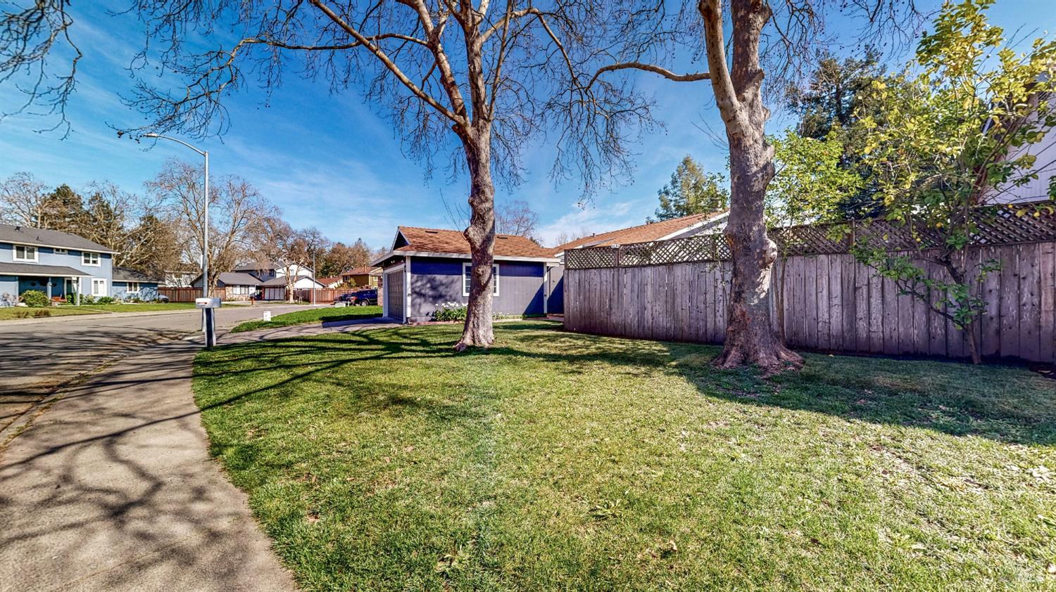 Detail Gallery Image 86 of 93 For 2400 Copperfield Dr, Santa Rosa,  CA 95401 - 3 Beds | 2 Baths