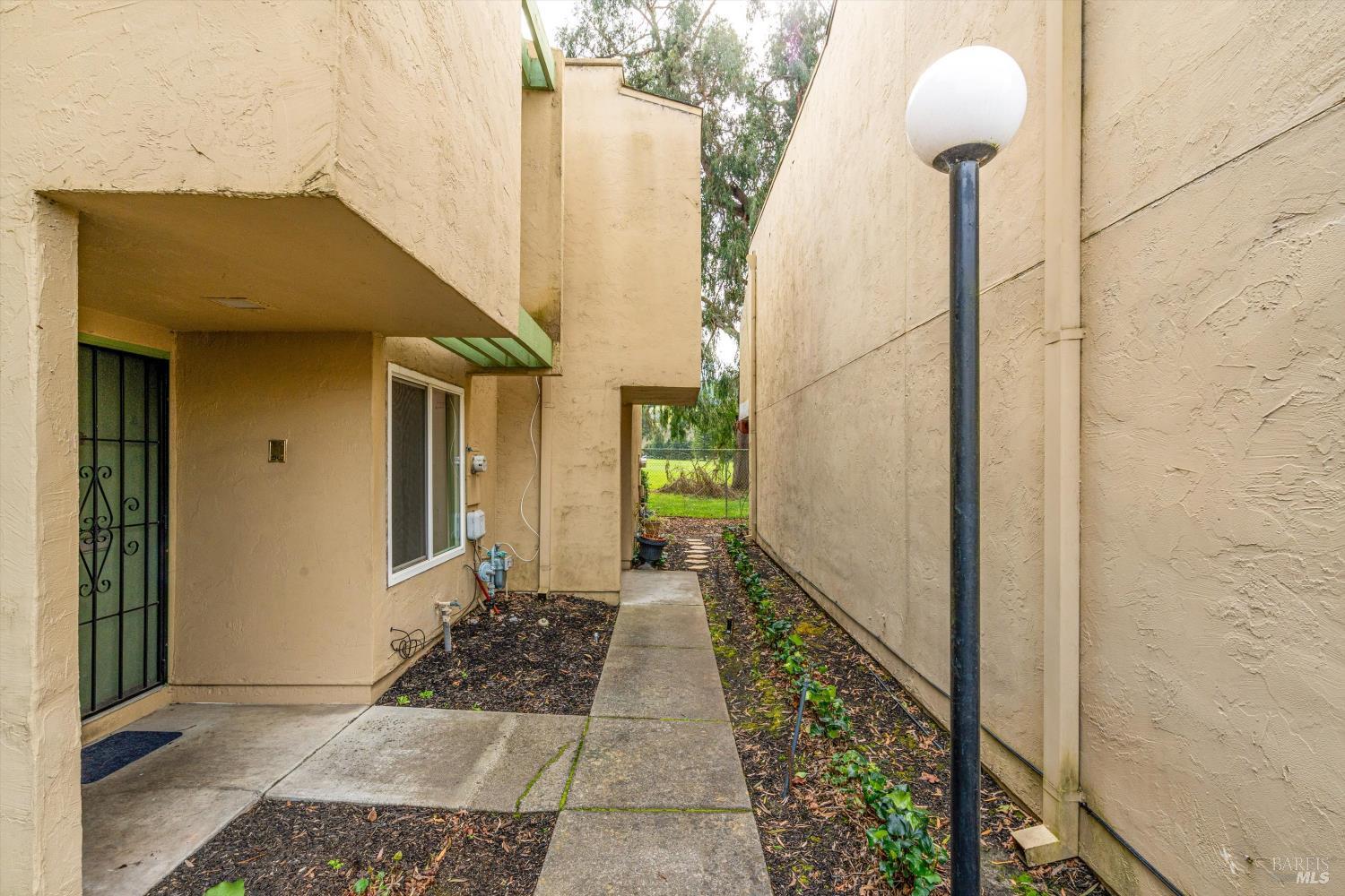 Detail Gallery Image 52 of 54 For 3098 Yulupa Ave, Santa Rosa,  CA 95405 - 2 Beds | 1/1 Baths