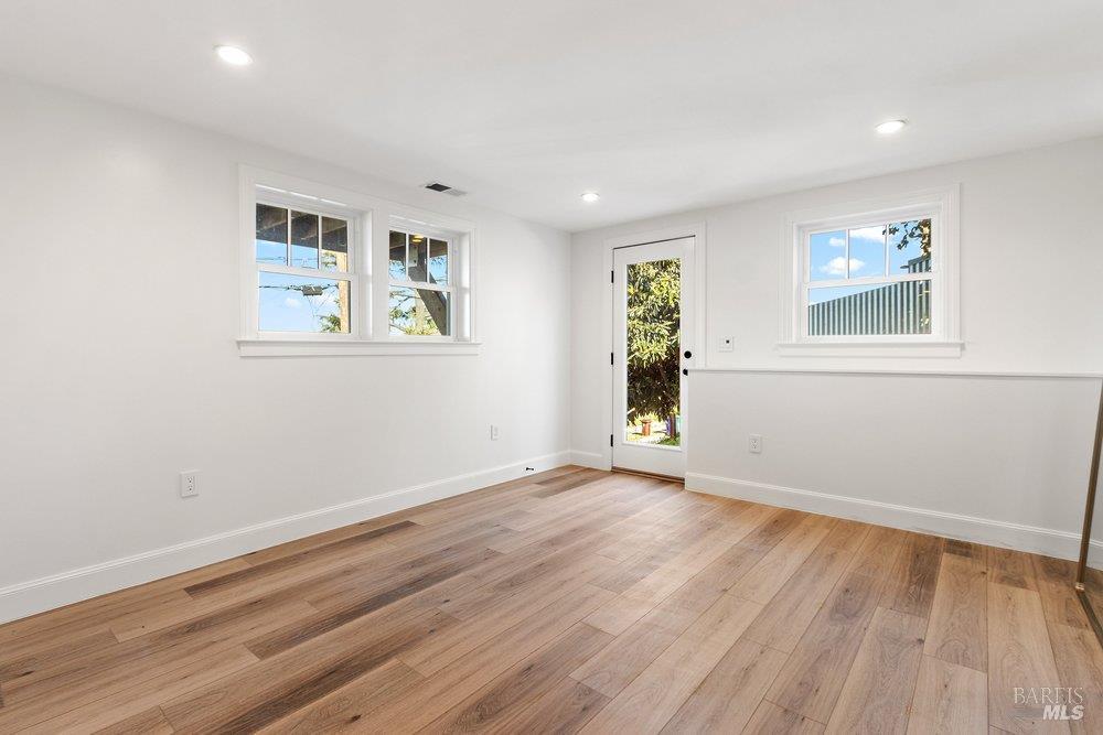 Detail Gallery Image 37 of 57 For 321 Alexander St, Crockett,  CA 94525 - 4 Beds | 3/1 Baths