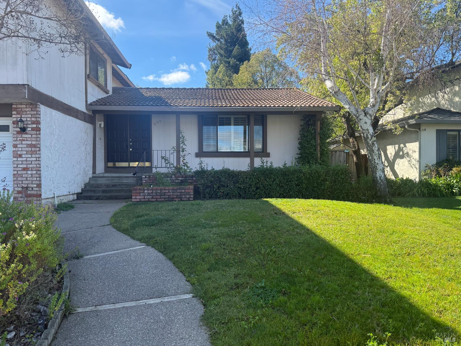 Detail Gallery Image 3 of 31 For 497 Americano Way, Fairfield,  CA 94533 - 4 Beds | 2/1 Baths