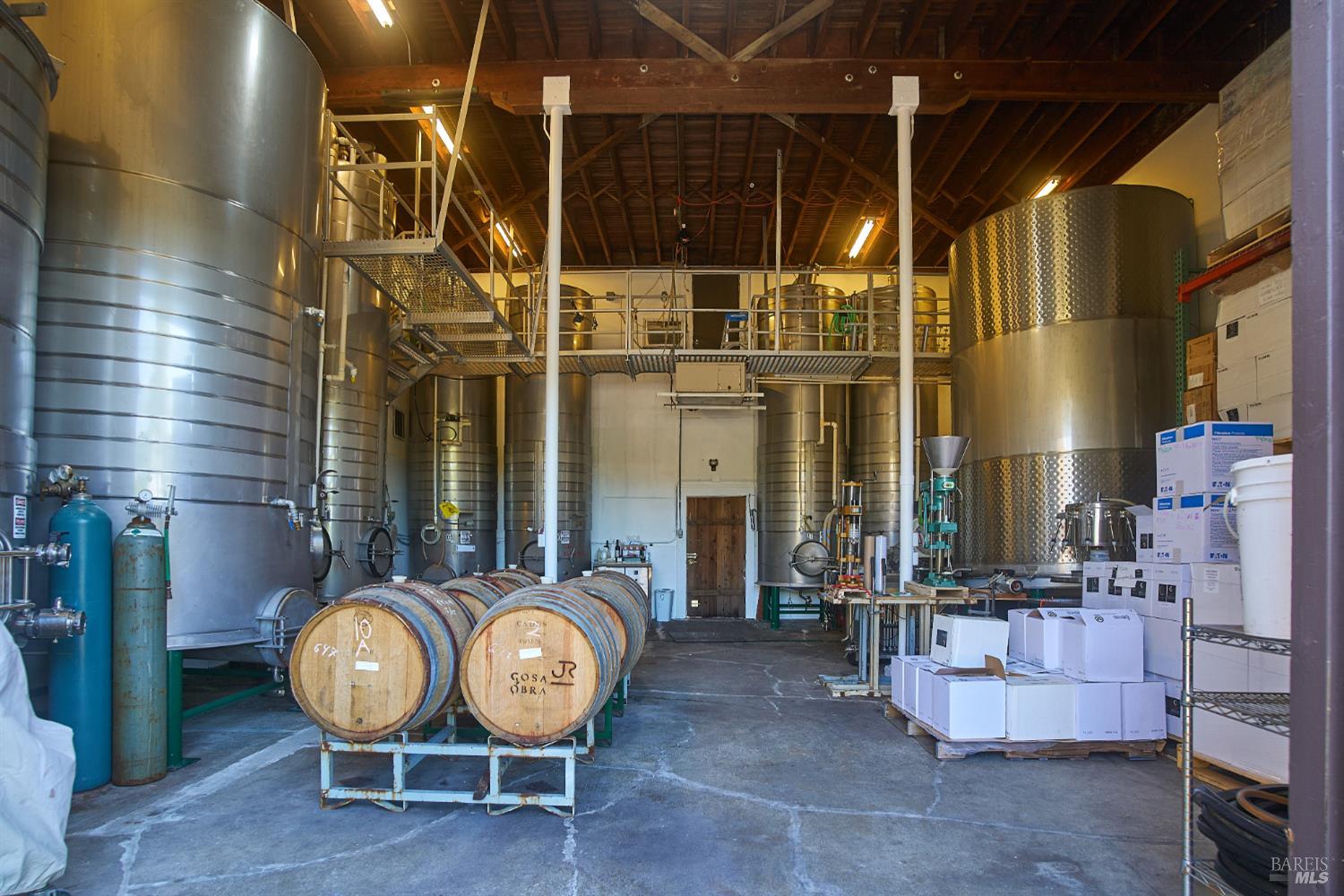 Detail Gallery Image 17 of 26 For 14600 S Highway 101 Unkn, Hopland,  CA 95449 - – Beds | – Baths