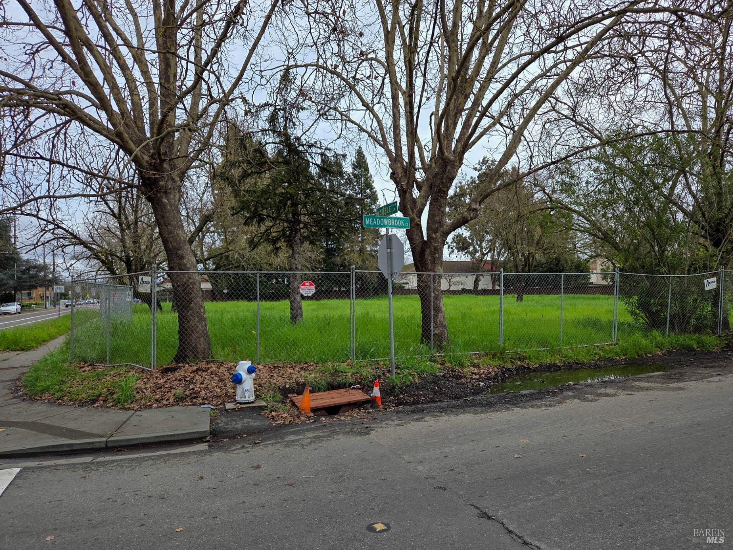 Detail Gallery Image 3 of 5 For 1650 W Steele Ln, Santa Rosa,  CA 95403 - – Beds | – Baths