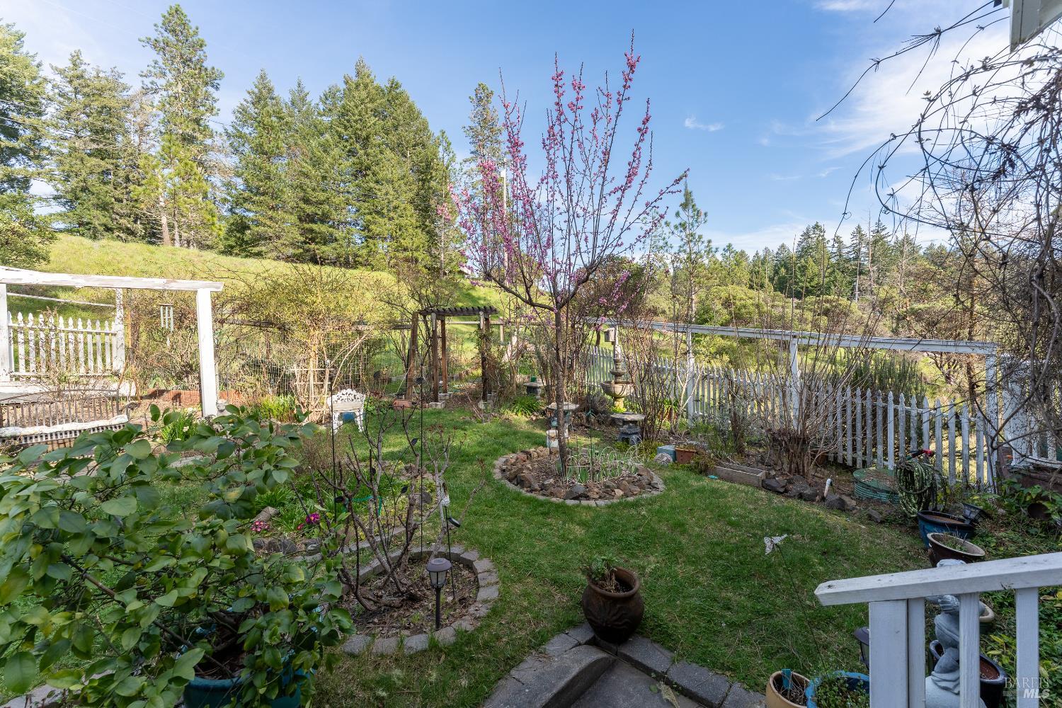 Detail Gallery Image 33 of 47 For 27581 Poppy Dr, Willits,  CA 95490 - 3 Beds | 2 Baths