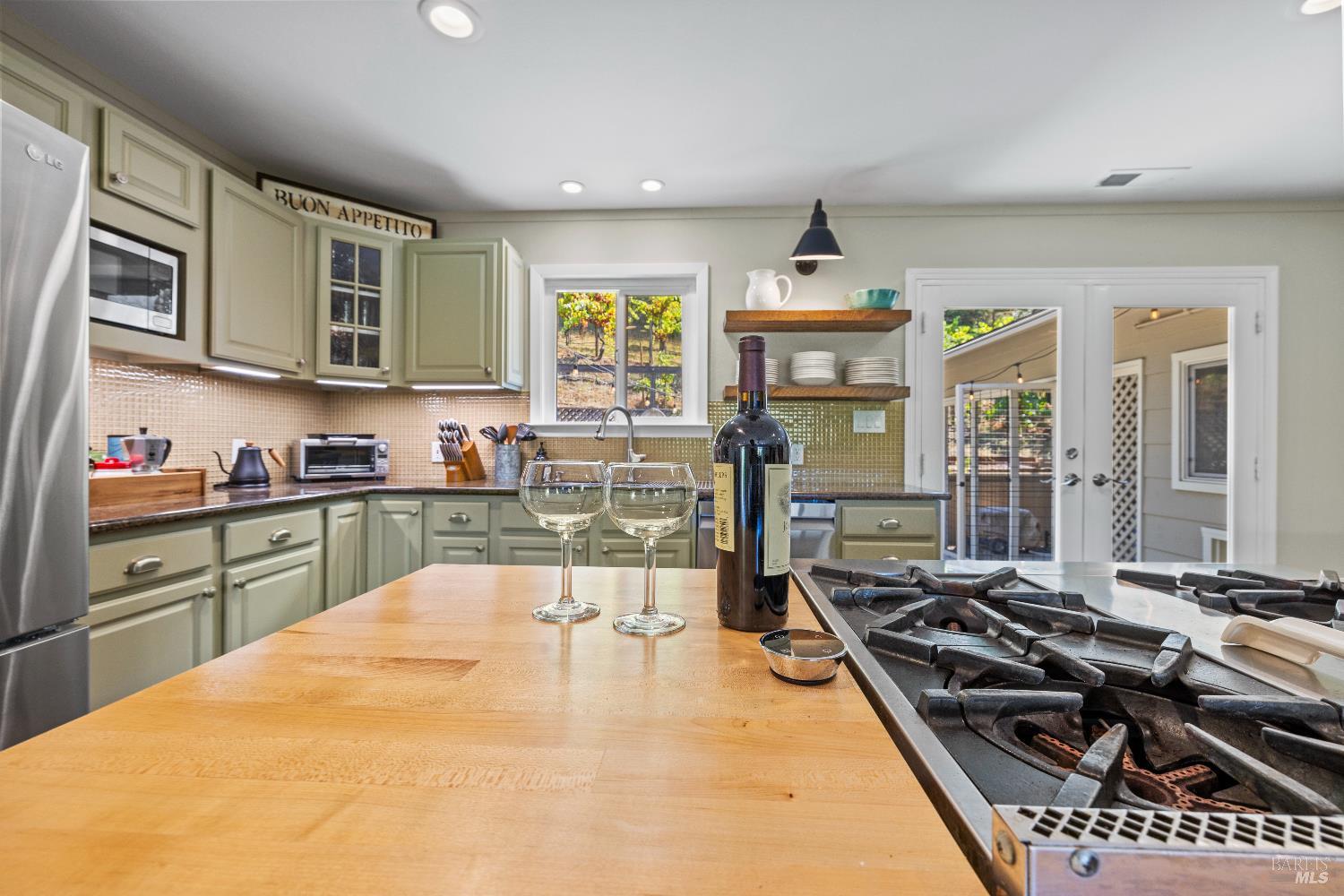 Detail Gallery Image 14 of 59 For 1389 Canyon Rd, Geyserville,  CA 95441 - 3 Beds | 2 Baths