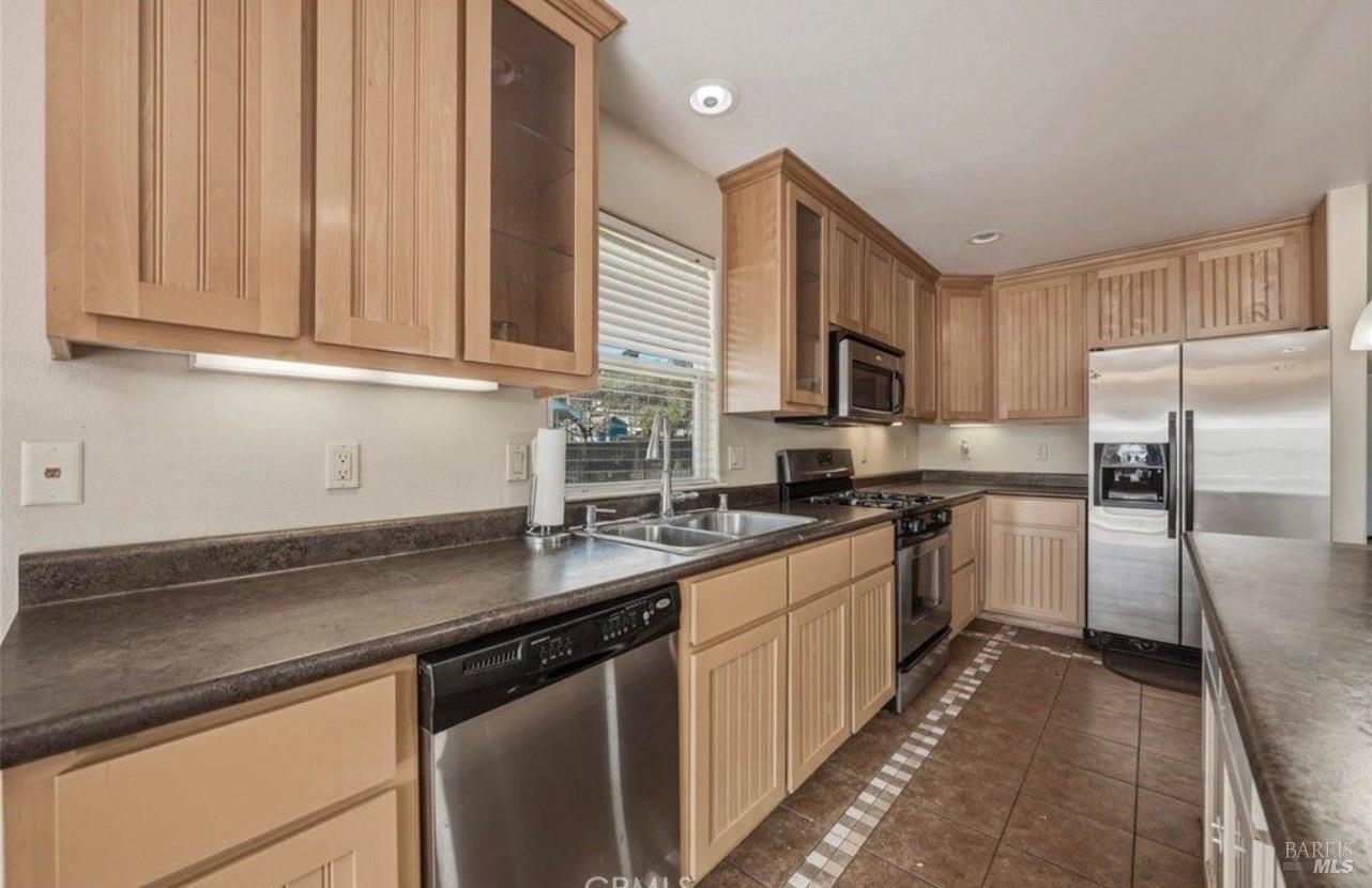 Detail Gallery Image 5 of 36 For 3483 Beach St, Nice,  CA 95464 - 3 Beds | 2 Baths