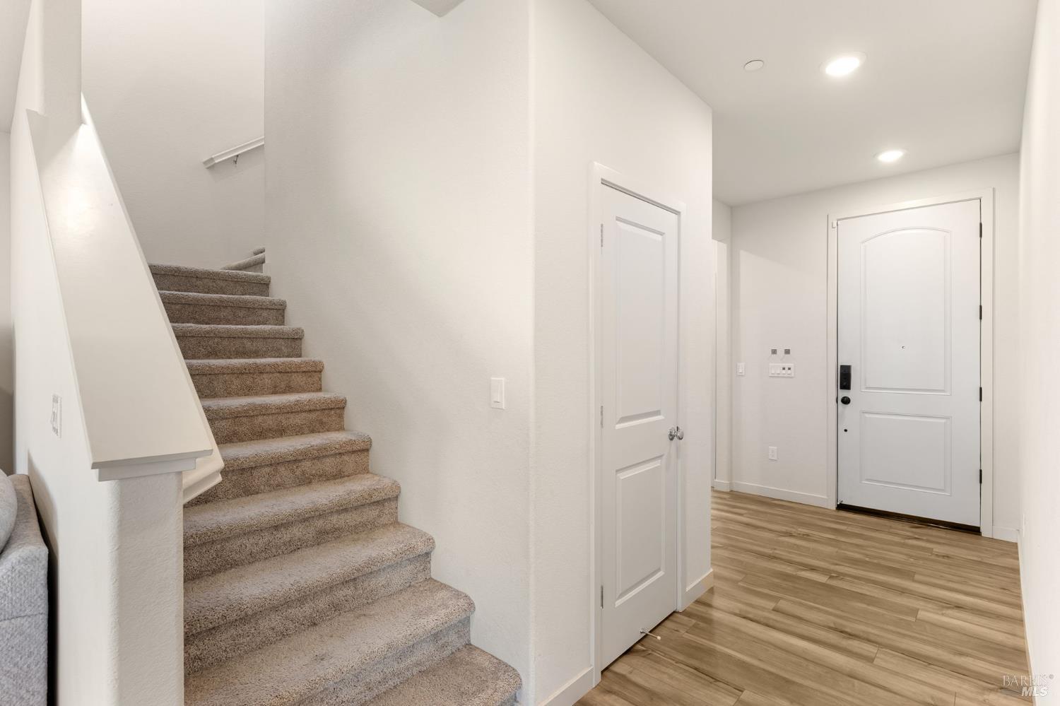 Detail Gallery Image 16 of 38 For 2874 Shaver St, Fairfield,  CA 94533 - 5 Beds | 3 Baths