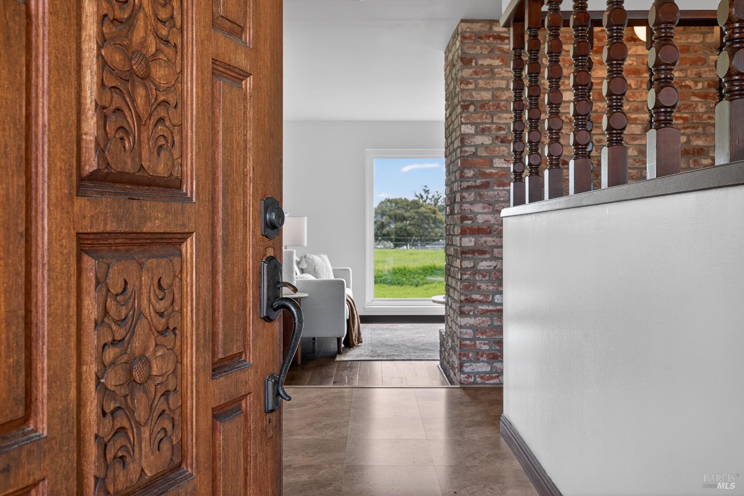 Detail Gallery Image 5 of 70 For 101 Mcbrown Rd, Petaluma,  CA 94952 - 4 Beds | 2/1 Baths