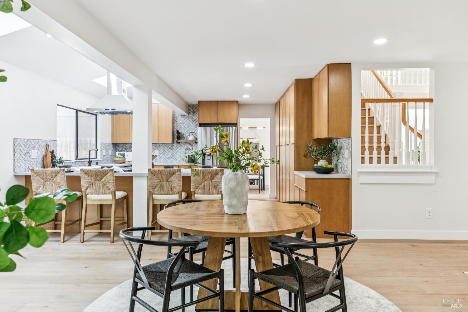 Detail Gallery Image 16 of 49 For 113 Greenridge Ct, Petaluma,  CA 94952 - 5 Beds | 3/1 Baths