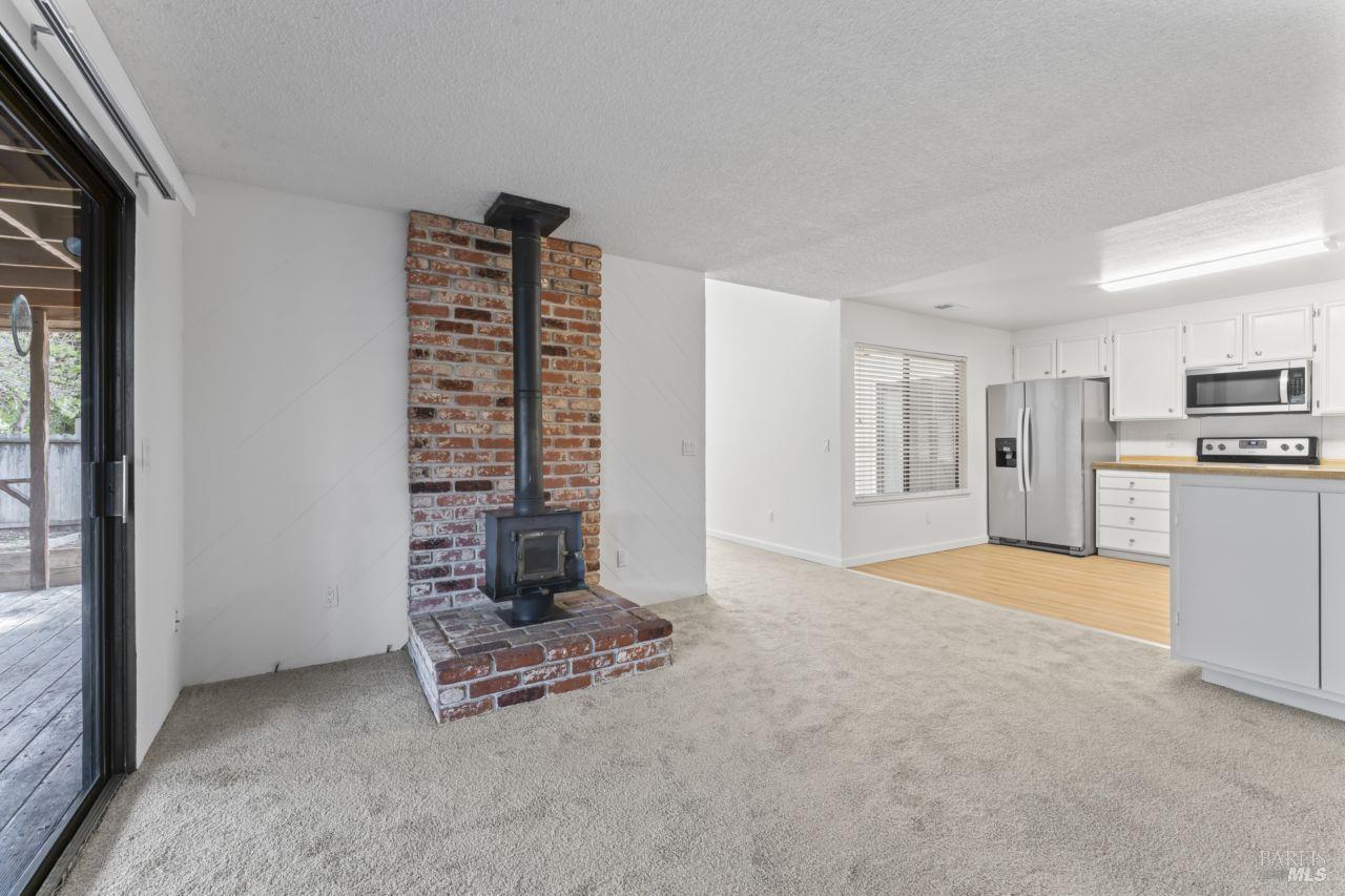 Detail Gallery Image 17 of 38 For 6498 Jacaranda St, Rohnert Park,  CA 94928 - 4 Beds | 2 Baths