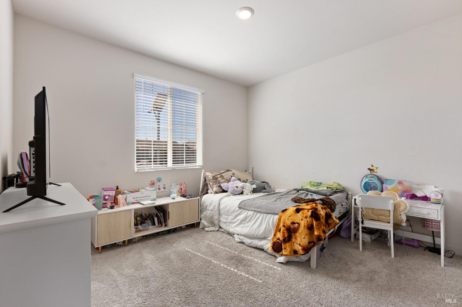 Detail Gallery Image 29 of 38 For 2874 Shaver St, Fairfield,  CA 94533 - 5 Beds | 3 Baths