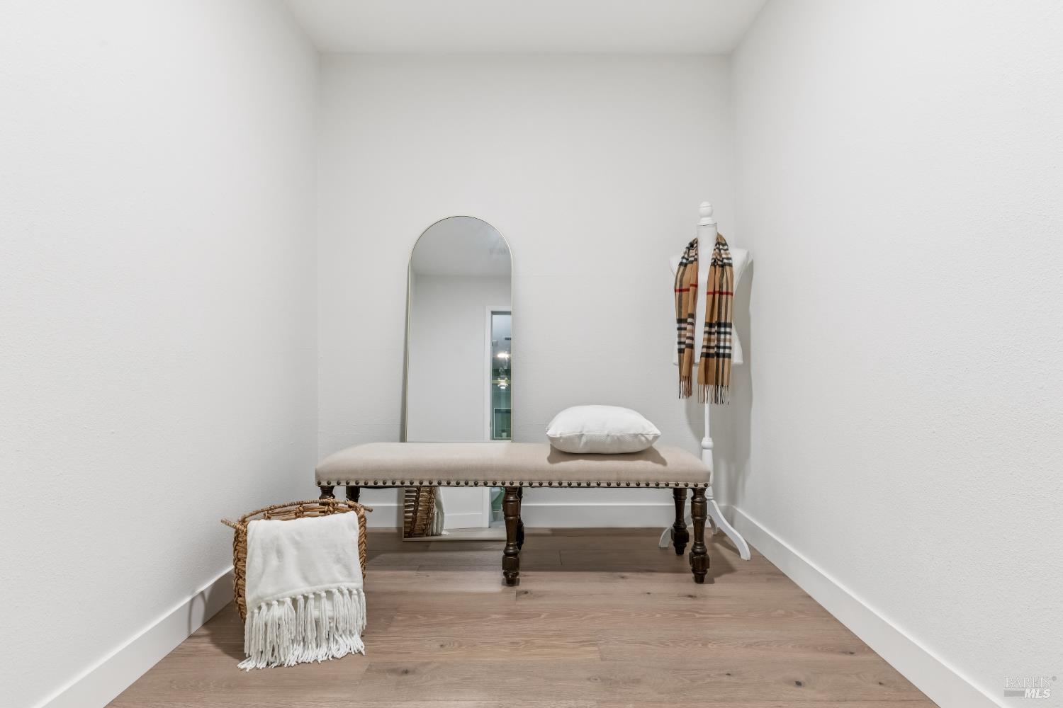 Detail Gallery Image 36 of 49 For 113 Greenridge Ct, Petaluma,  CA 94952 - 5 Beds | 3/1 Baths