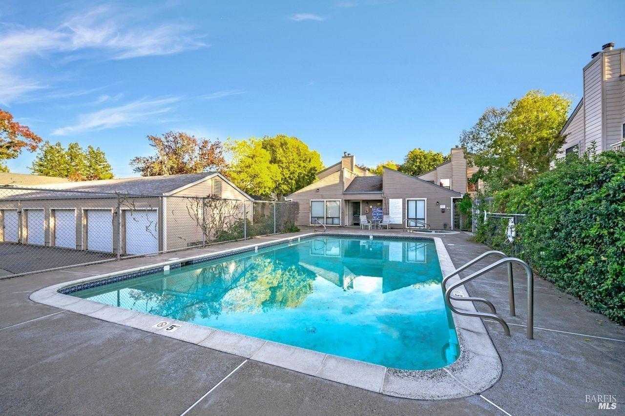 Detail Gallery Image 20 of 20 For 487 Mission Blvd, Santa Rosa,  CA 95409 - 2 Beds | 2 Baths