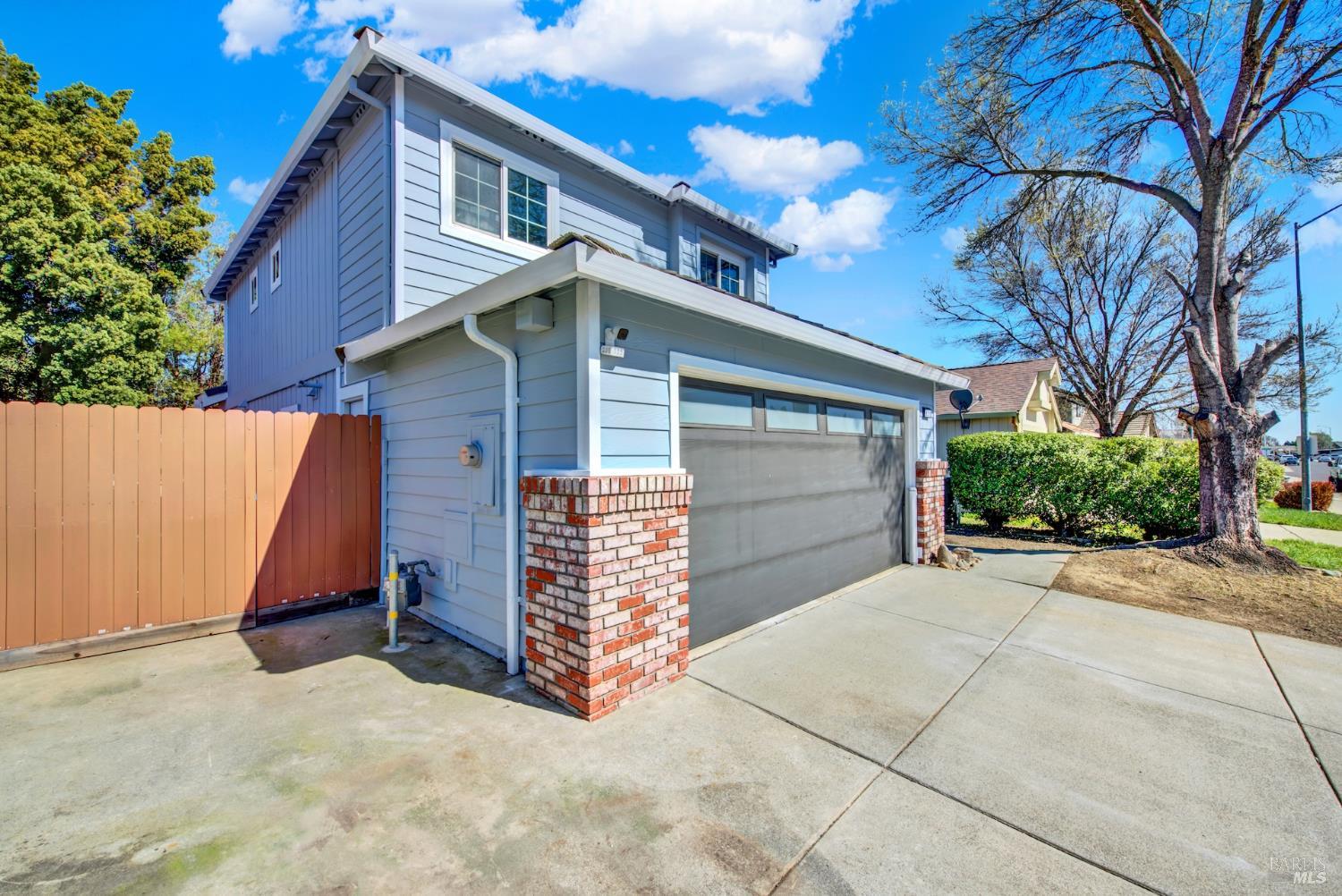 Detail Gallery Image 10 of 94 For 631 Colemanite Cir, Vacaville,  CA 95687 - 3 Beds | 2/1 Baths