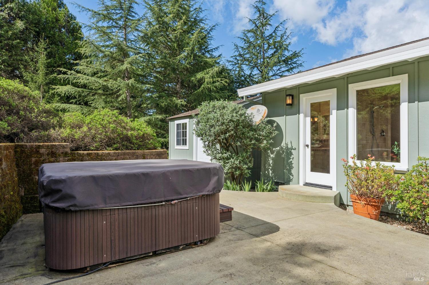 Detail Gallery Image 62 of 92 For 5855 Bodega Ave, Petaluma,  CA 94952 - 3 Beds | 2/1 Baths